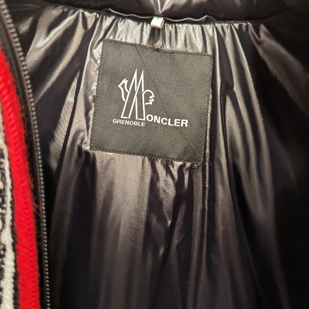 Moncler Authentic women jacket - Picture 4 of 11